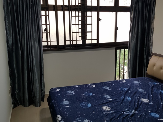 Newly furnished room for rent in Toa Payoh.  新装修房间在大巴窑出租。
