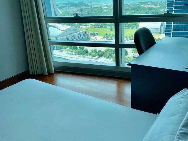 Tastefully Appointed CBD Condo Master Room with Private Bathroom , Downtown Line