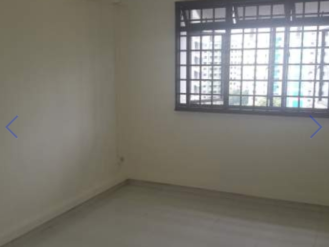 Common Room @ 584 Woodlands Drive 16