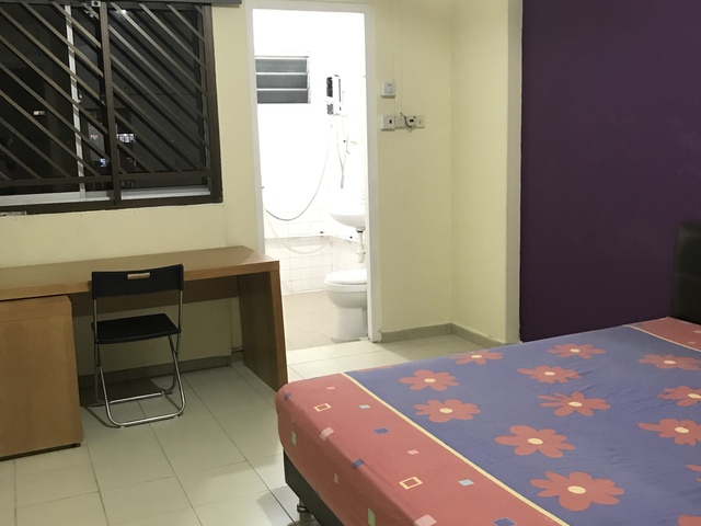 Master bedroom for rent (immediate)