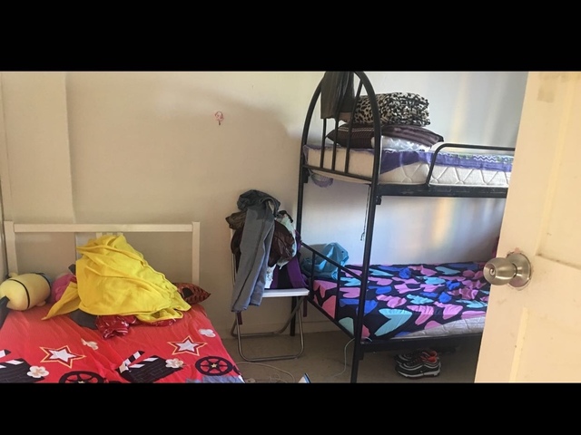 Need one female for rent Near Chinatown MRT