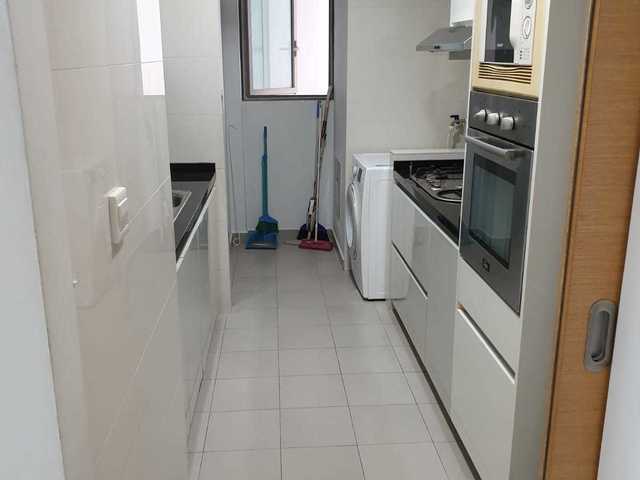 Tanah Merah MRT - Furnish Master Room for Rent .