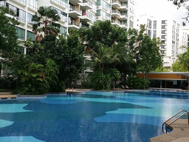 Tanah Merah MRT - Furnish Master Room for Rent .