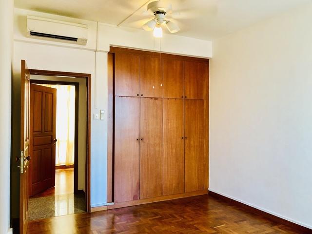 Spacious 2-bedder Condo at Kembangan