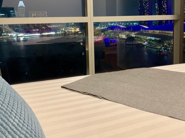 Bright & Airy ,Full Furnish Big Master Room @ Heart of CBD