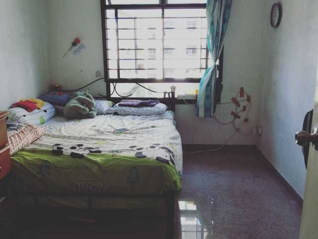 Sharing room for rental