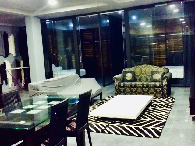 Designer 2-bedder Landed House Unit @ Serangoon