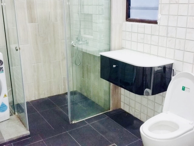 Designer 2-bedder Landed House Unit @ Serangoon