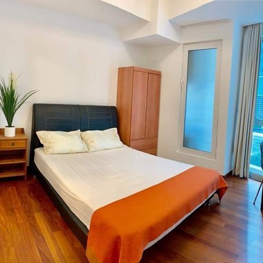 CBD EN-SUITE Master Room @ Raffles Quay MRT
