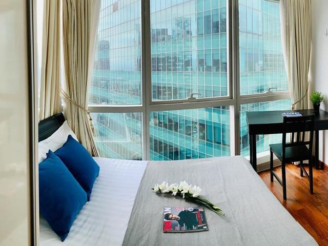 Queen Common Room for Rent - Downtown/Marina bay