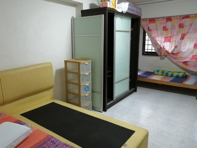 MASTER ROOM FOR RENT