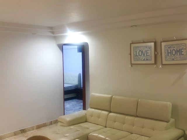 Room Sharing for Female