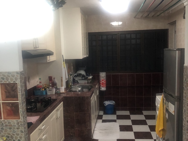 Room Sharing for Female