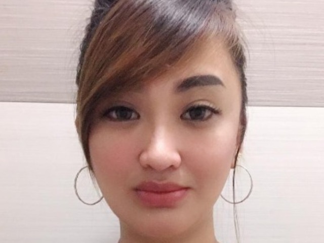 Hazel is looking for a room in Central Singapore