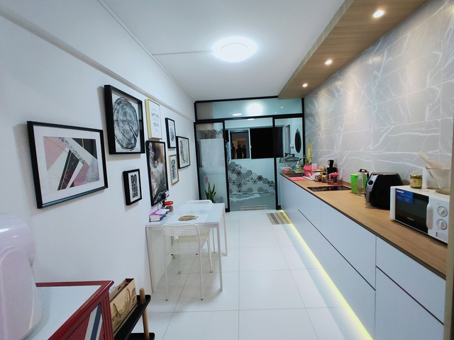 Yishun New Renovated Share Room for rent