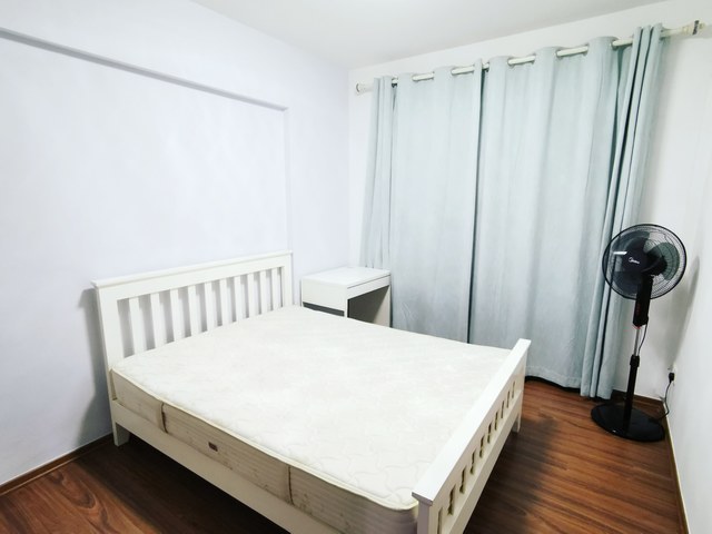 Yew Tee Common Room for rent