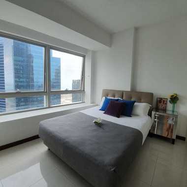 Large Queen Common Bedroom ,Magnificent views of Marina bay Sands