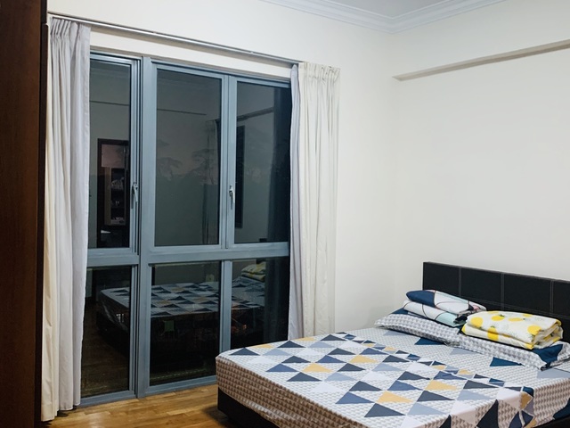 Beauty world mrt master room