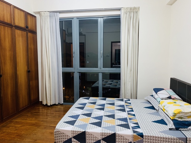 Beauty world mrt master room