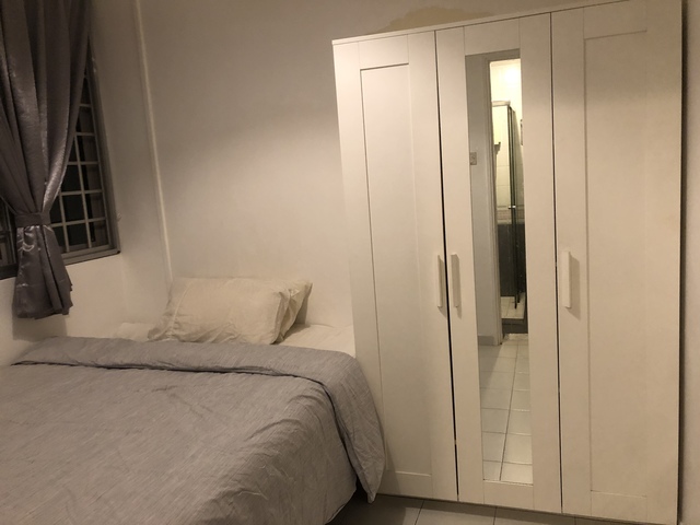 Guest room with private bath attached