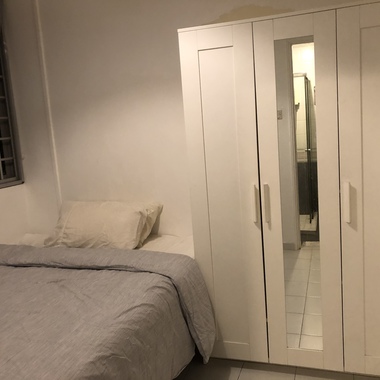 Guest room with private bath attached
