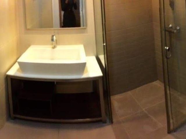 Luxurious, High Floor Queen Room