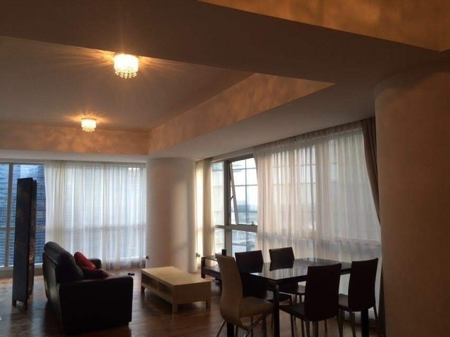 Luxurious, High Floor Queen Room