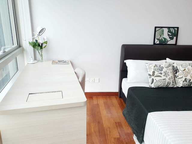 High Floor , Unblock Views Above 50 level , Cosy & Well Renovated Large Room