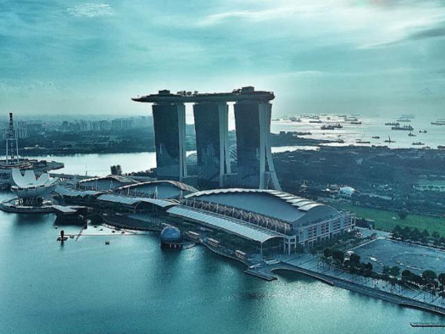 High Floor , Unblock Views Above 50 level , Cosy & Well Renovated Large Room